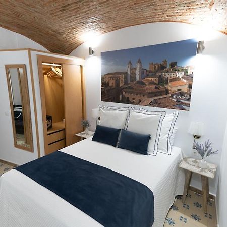 Art & Suite Apartment Касерес Экстерьер фото