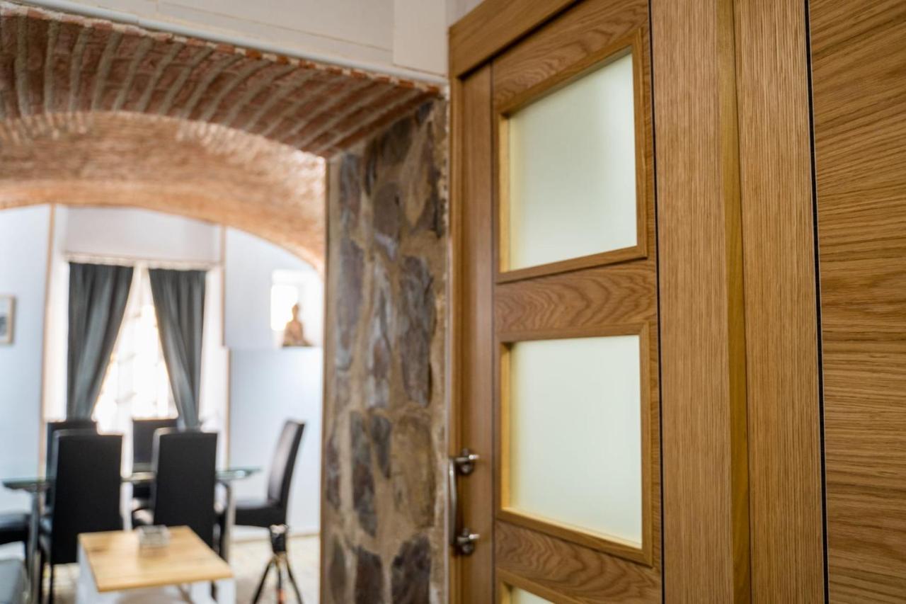 Art & Suite Apartment Касерес Экстерьер фото